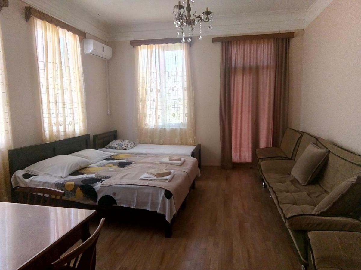 Sunny House Kobuleti Hotel Eksteriør billede